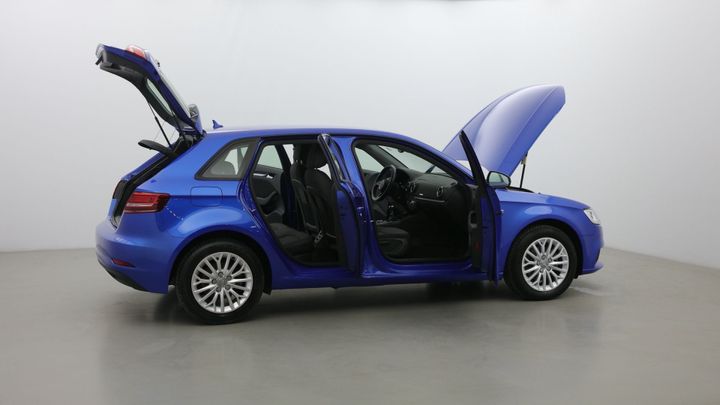 Photo 2 VIN: WAUZZZ8V5JA150549 - AUDI A3 SPORTBACK 