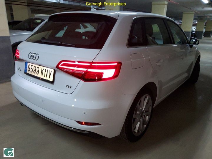 Photo 23 VIN: WAUZZZ8V5JA152236 - AUDI A3 