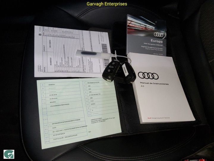 Photo 5 VIN: WAUZZZ8V5JA152236 - AUDI A3 