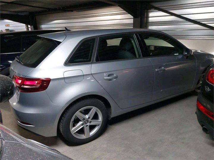 Photo 3 VIN: WAUZZZ8V5KA019283 - AUDI A3 SPORTBACK 