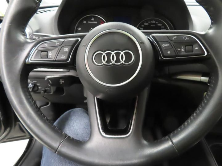 Photo 9 VIN: WAUZZZ8V5KA031918 - AUDI A3 