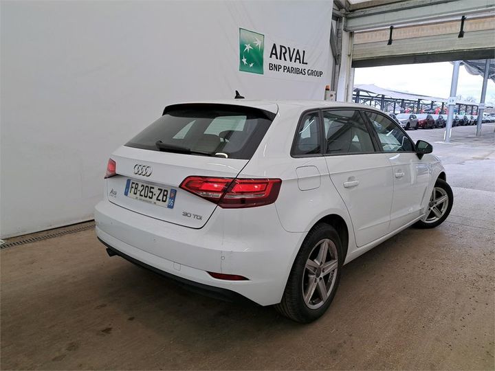 Photo 2 VIN: WAUZZZ8V5KA034155 - AUDI A3 SPORTBACK 