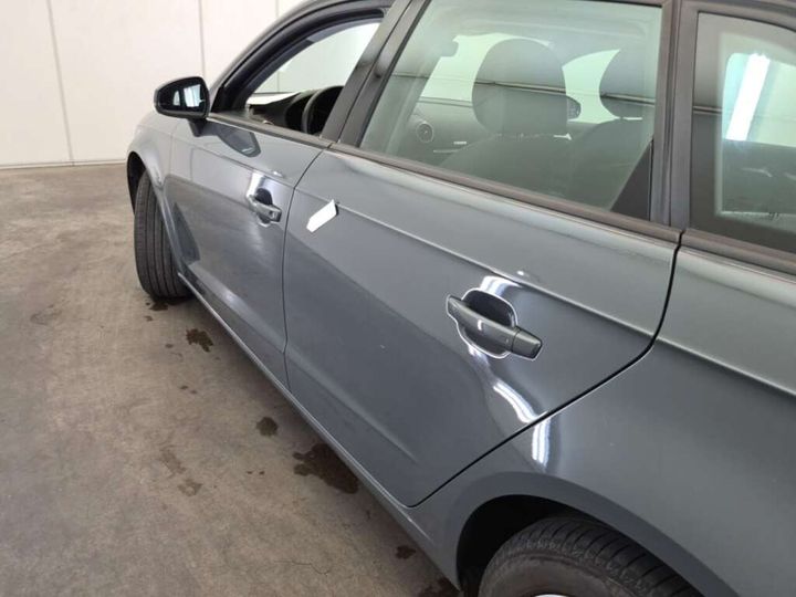 Photo 7 VIN: WAUZZZ8V5KA045379 - AUDI A3 