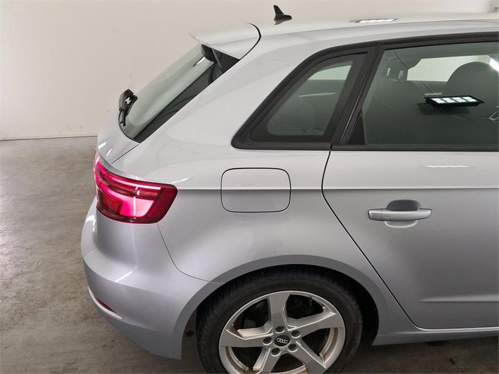 Photo 17 VIN: WAUZZZ8V5KA108383 - AUDI A3 