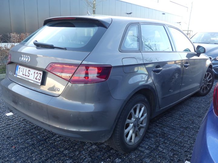 Photo 2 VIN: WAUZZZ8V6GA059184 - AUDI A3 