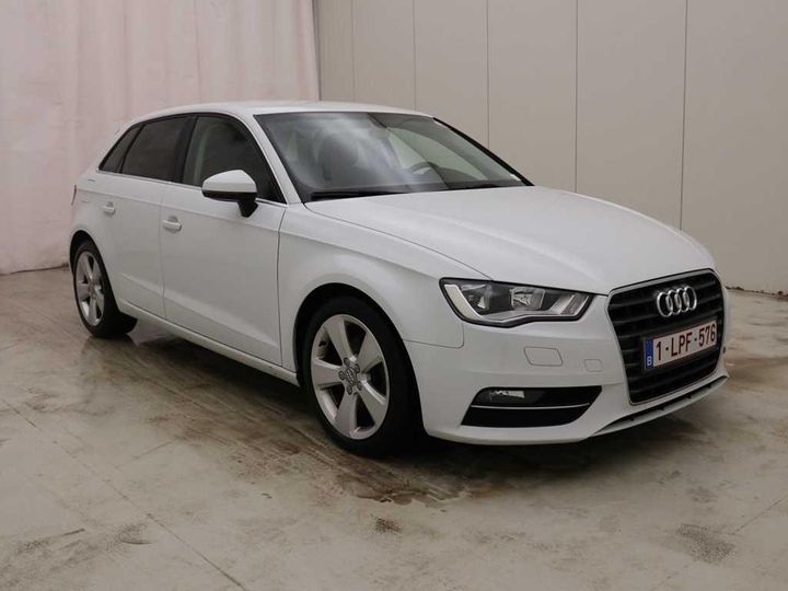 Photo 9 VIN: WAUZZZ8V6GA063591 - AUDI A3 