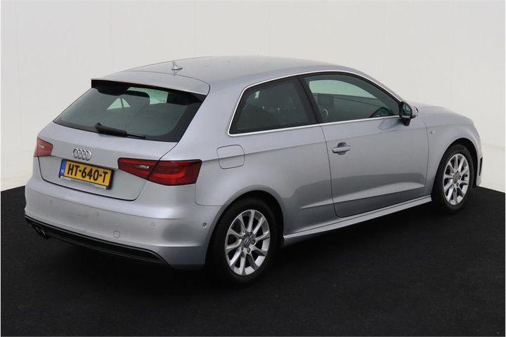 Photo 3 VIN: WAUZZZ8V6GA090824 - AUDI A3 