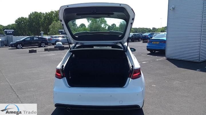 Photo 6 VIN: WAUZZZ8V6GA163092 - AUDI A3 SPORTBACK 