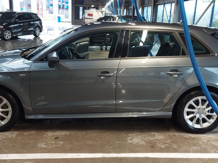 Photo 10 VIN: WAUZZZ8V6GA168308 - AUDI A3 SPORTBACK 