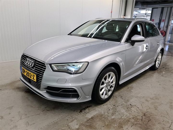 Photo 1 VIN: WAUZZZ8V6GA174285 - AUDI A3 