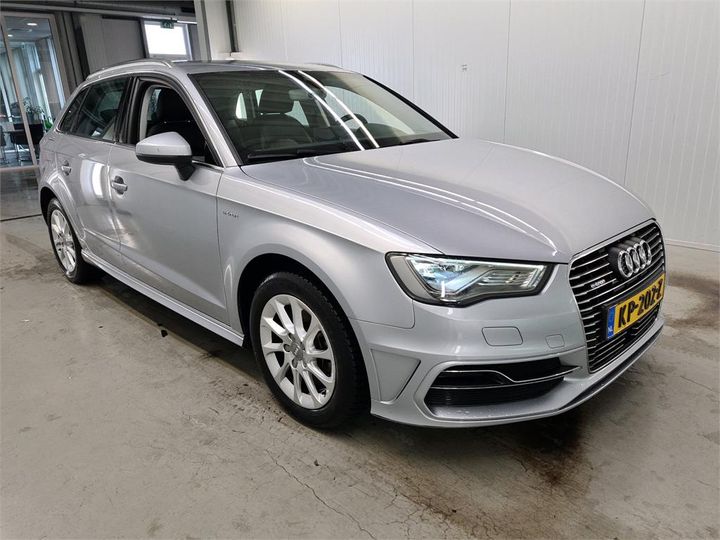 Photo 2 VIN: WAUZZZ8V6GA174285 - AUDI A3 