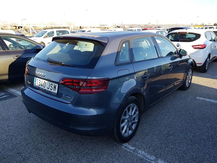 Photo 2 VIN: WAUZZZ8V6GA181429 - AUDI A3 