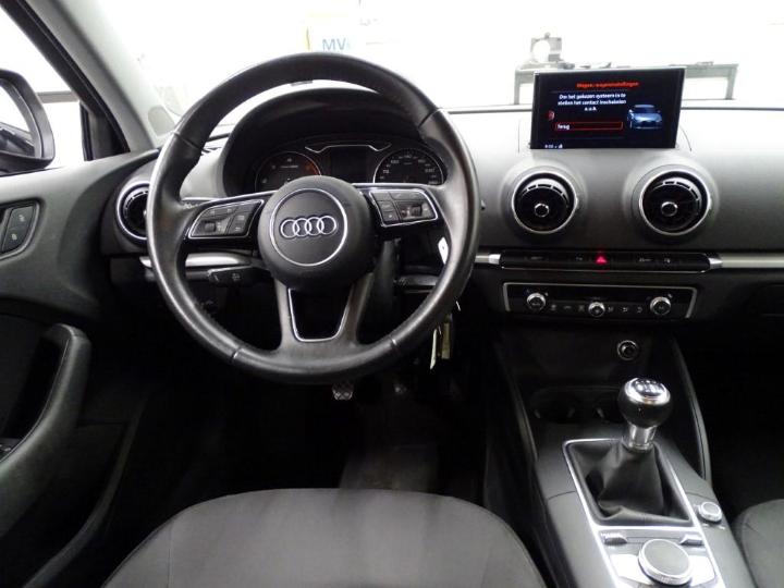 Photo 12 VIN: WAUZZZ8V6H1032102 - AUDI A3 BERLINE 