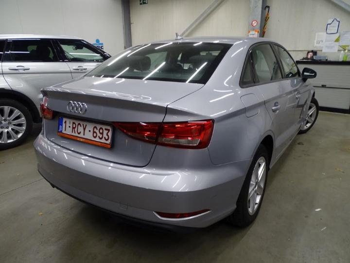 Photo 2 VIN: WAUZZZ8V6H1032102 - AUDI A3 BERLINE 