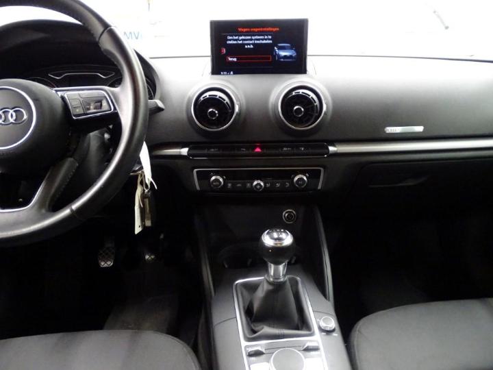 Photo 8 VIN: WAUZZZ8V6H1032102 - AUDI A3 BERLINE 