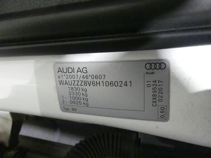 Photo 4 VIN: WAUZZZ8V6H1060241 - AUDI A3 SEDAN 