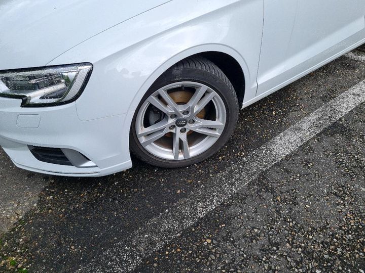 Photo 20 VIN: WAUZZZ8V6H1075421 - AUDI A3 BERLINE 