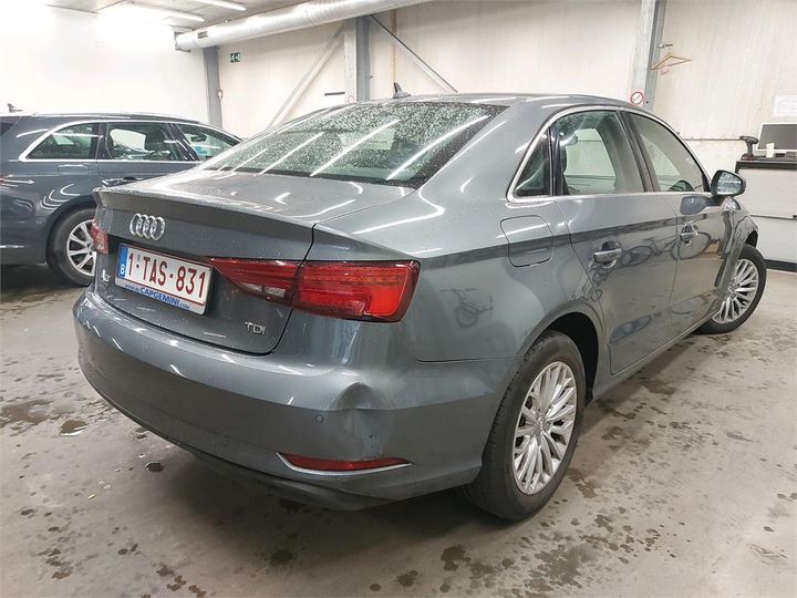 Photo 2 VIN: WAUZZZ8V6J1017699 - AUDI A3 BERLINE 