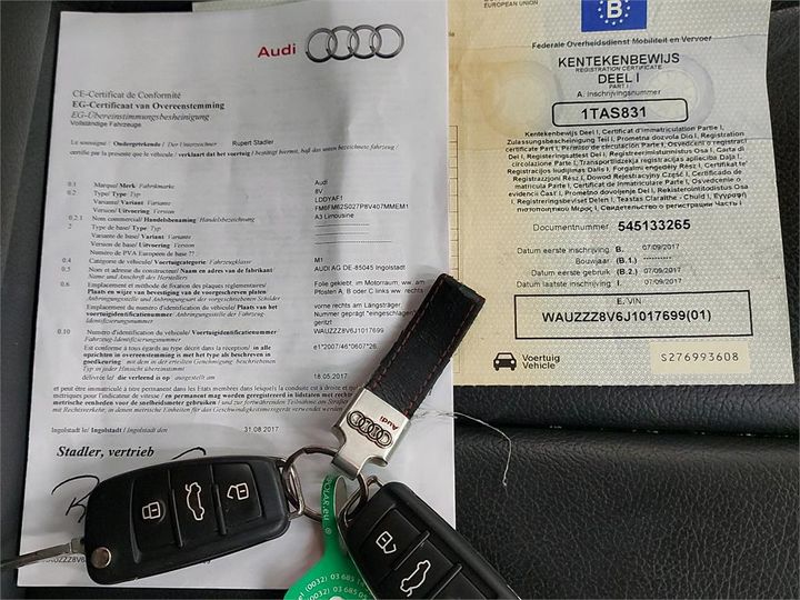 Photo 4 VIN: WAUZZZ8V6J1017699 - AUDI A3 BERLINE 