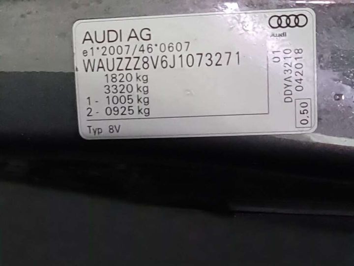 Photo 38 VIN: WAUZZZ8V6J1073271 - AUDI A3 