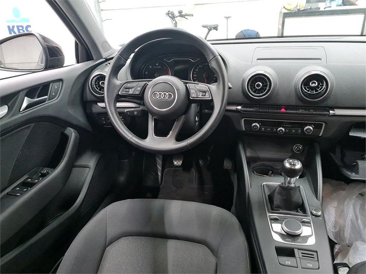 Photo 12 VIN: WAUZZZ8V6J1090894 - AUDI A3 BERLINE 