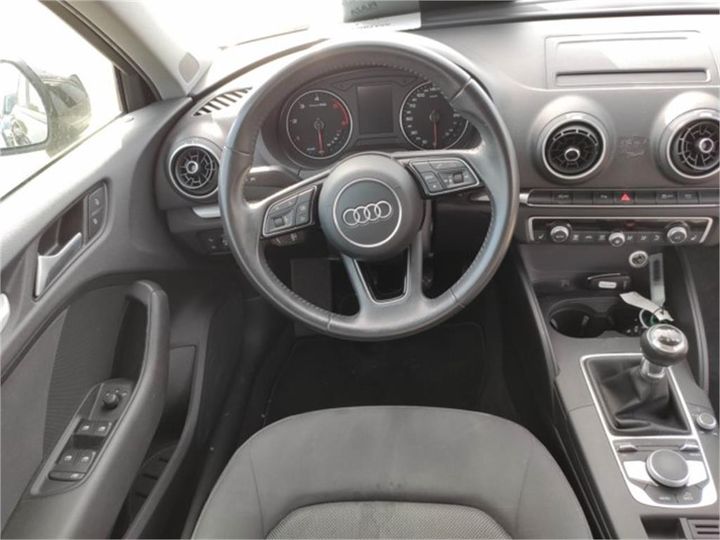 Photo 5 VIN: WAUZZZ8V6JA002460 - AUDI A3 