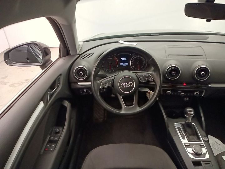 Photo 9 VIN: WAUZZZ8V6JA102798 - AUDI A3 SPORTBACK FL&#3916 