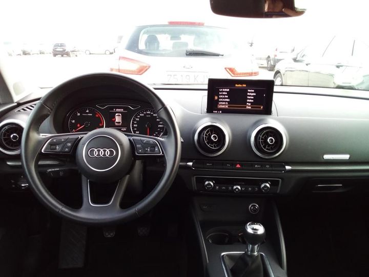 Photo 3 VIN: WAUZZZ8V6JA151130 - AUDI A3 