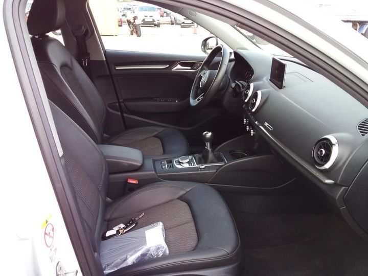 Photo 6 VIN: WAUZZZ8V6JA151130 - AUDI A3 