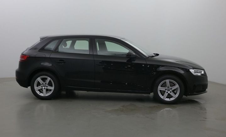 Photo 36 VIN: WAUZZZ8V6KA060344 - AUDI A3 