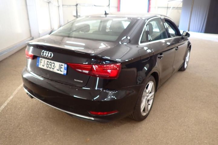 Photo 2 VIN: WAUZZZ8V6KA123345 - AUDI A3 BERLINE 