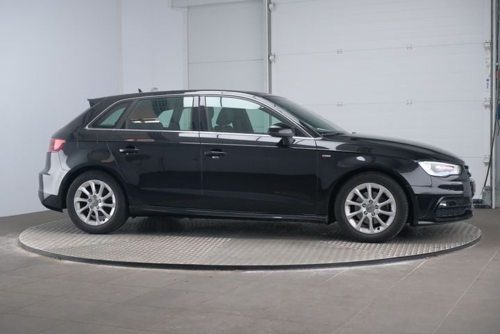 Photo 5 VIN: WAUZZZ8V7GA174831 - AUDI A3 SPORTBACK 