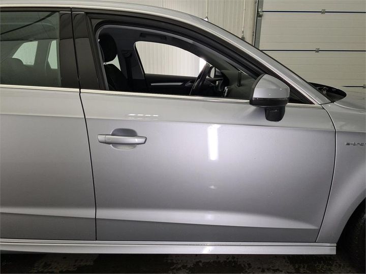 Photo 18 VIN: WAUZZZ8V7HA085097 - AUDI A3 