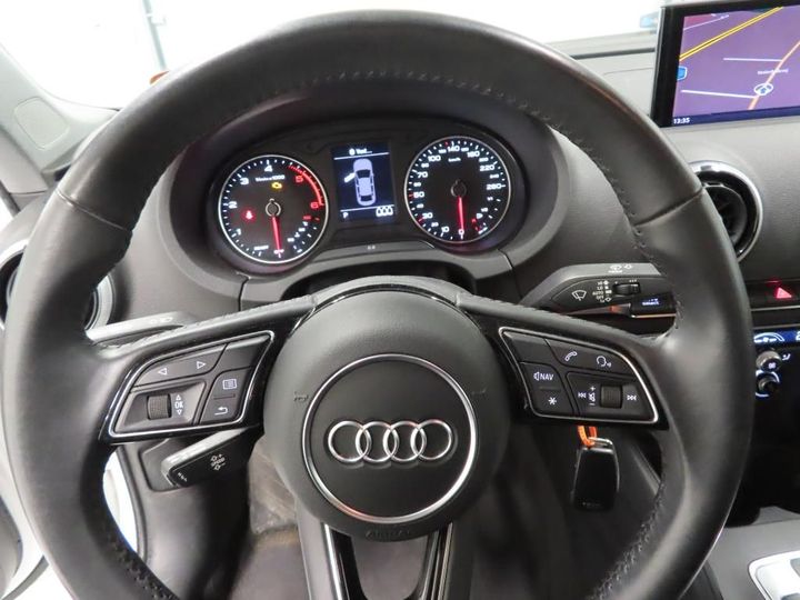 Photo 10 VIN: WAUZZZ8V7J1080214 - AUDI A3 