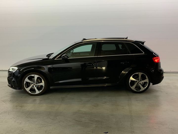 Photo 9 VIN: WAUZZZ8V7JA018361 - AUDI A3 SPORTBACK 