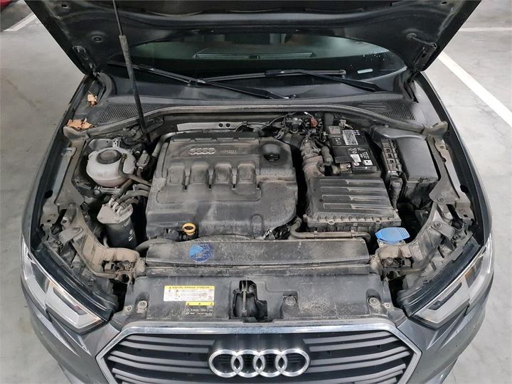 Photo 10 VIN: WAUZZZ8V7JA023673 - AUDI A3 