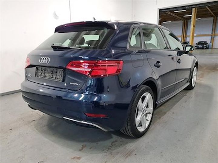 Photo 4 VIN: WAUZZZ8V7JA023690 - AUDI A3 SPORTBACK - 2017 