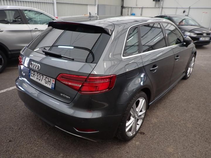 Photo 2 VIN: WAUZZZ8V7JA033846 - AUDI A3 SPORTBACK 