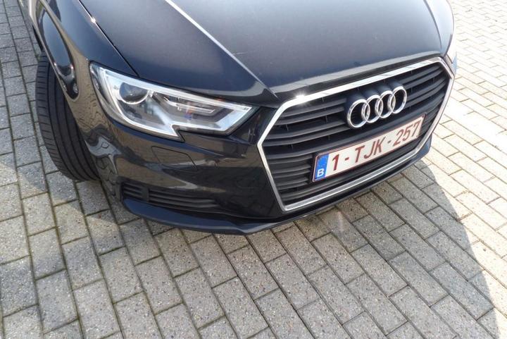 Photo 26 VIN: WAUZZZ8V7JA056592 - AUDI A3 