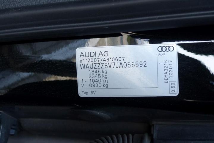 Photo 5 VIN: WAUZZZ8V7JA056592 - AUDI A3 