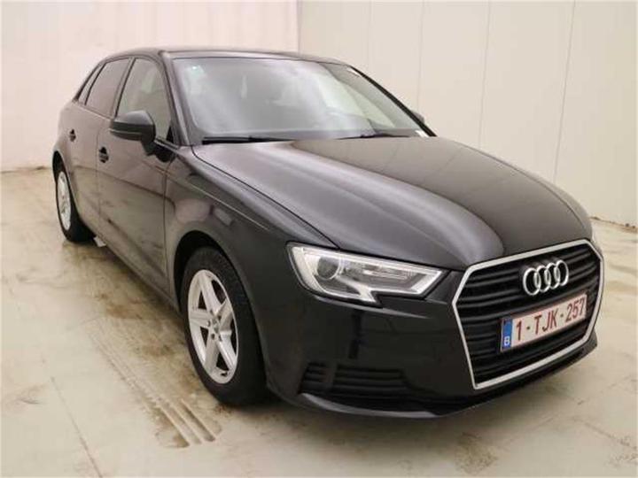 Photo 9 VIN: WAUZZZ8V7JA056592 - AUDI A3 