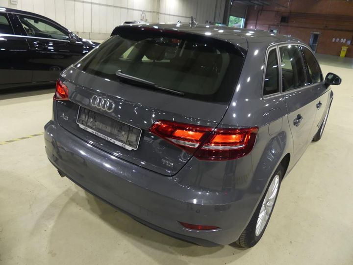 Photo 1 VIN: WAUZZZ8V7JA067527 - AUDI A3 SPORTBACK 