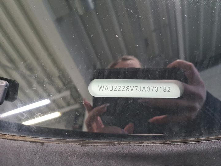 Photo 5 VIN: WAUZZZ8V7JA073182 - AUDI A3 