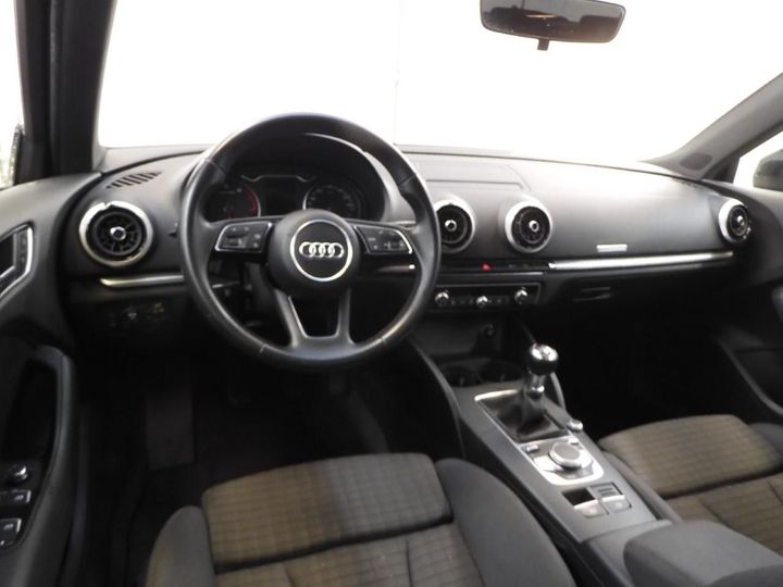 Photo 3 VIN: WAUZZZ8V7JA077880 - AUDI A3 SPORTBACK 