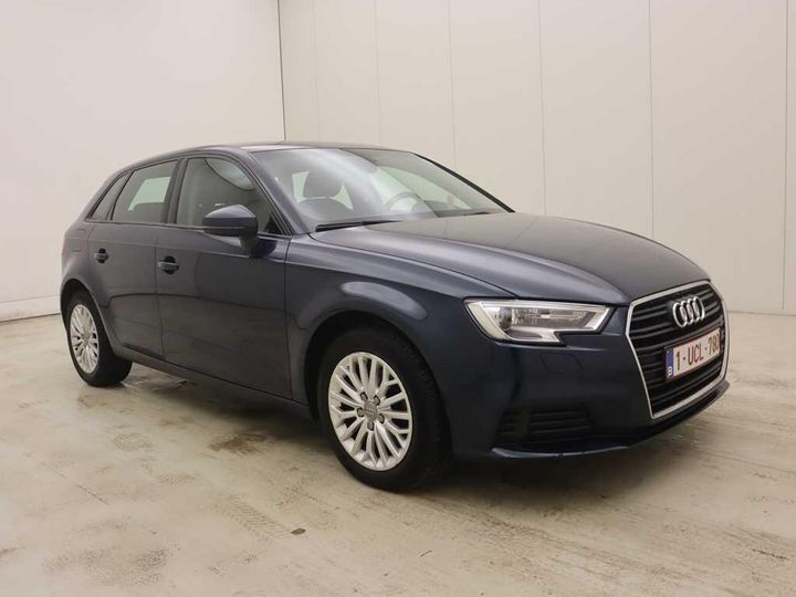 Photo 8 VIN: WAUZZZ8V7JA105628 - AUDI A3 