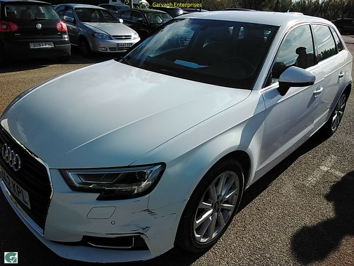 Photo 1 VIN: WAUZZZ8V7JA135275 - AUDI A3 