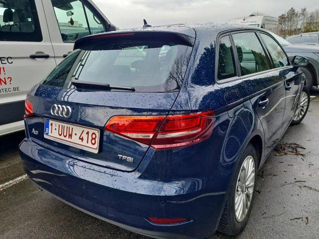 Photo 1 VIN: WAUZZZ8V7JA140024 - AUDI A3 