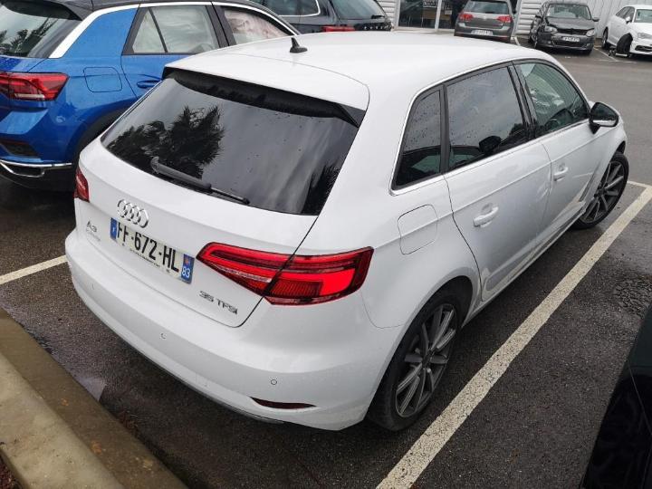 Photo 14 VIN: WAUZZZ8V7KA072423 - AUDI A3 