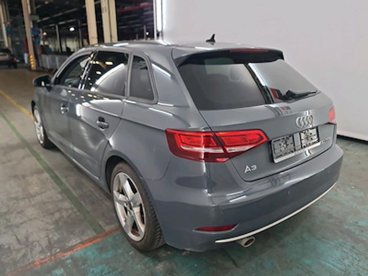 Photo 2 VIN: WAUZZZ8V7KA086662 - AUDI A3 