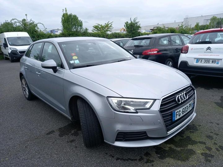 Photo 1 VIN: WAUZZZ8V7KA089545 - AUDI A3 SPORTBACK 